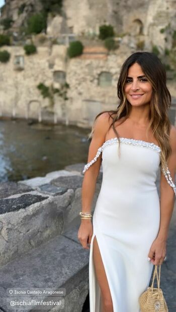 Alison Victoria