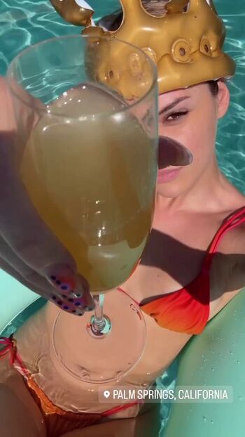 Alissa Violet