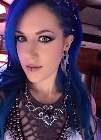 Alissa White-Gluz