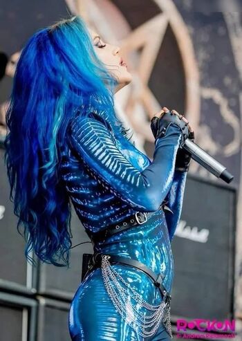 Alissa White-Gluz
