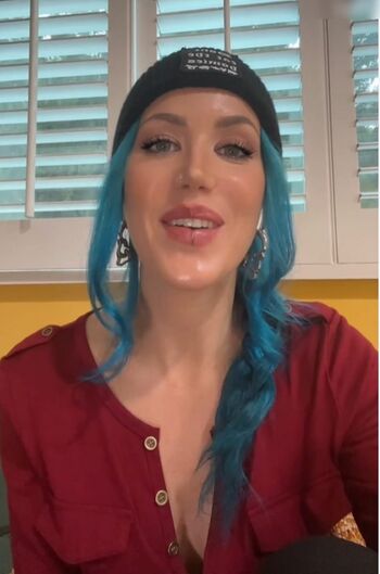 Alissa White-Gluz