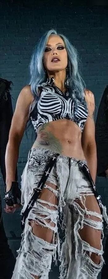 Alissa White-Gluz
