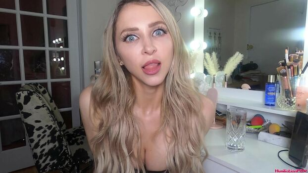 Alix Lynx