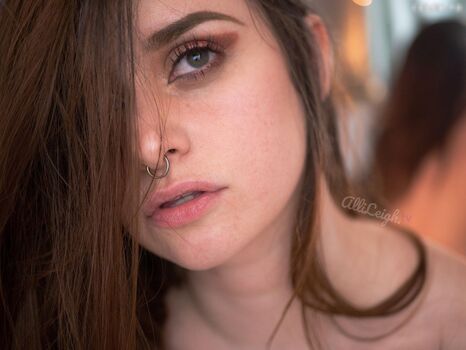Alli Leigh