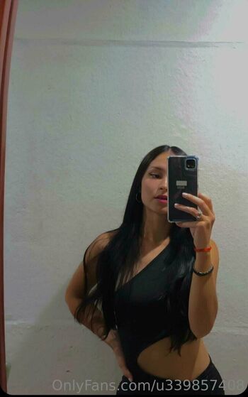 alluringclaiiree