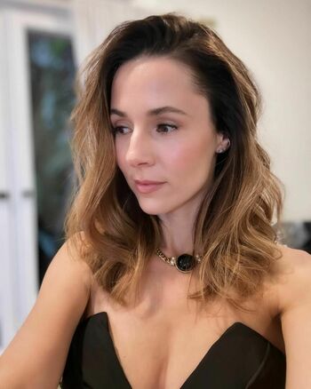 Alona Tal