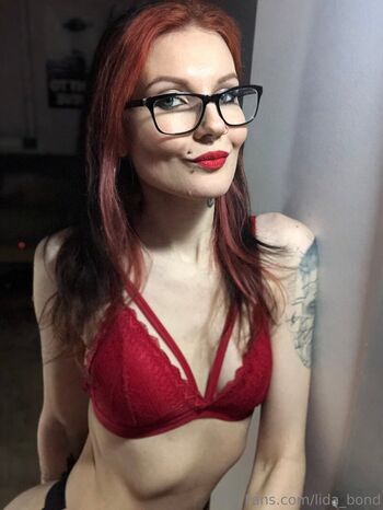 alt_girl_nextdoor
