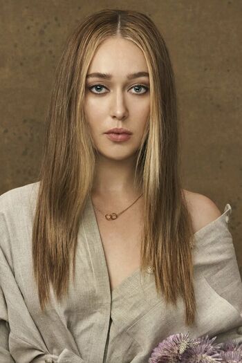 Alycia Debnam Carey