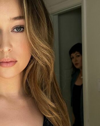 Alycia Debnam Carey