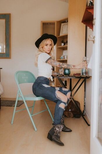 Alysha Nett