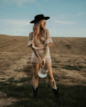 Alysha Nett