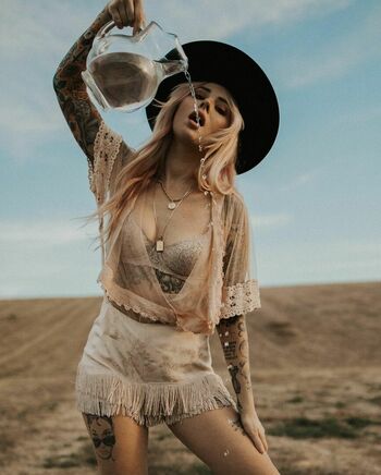 Alysha Nett