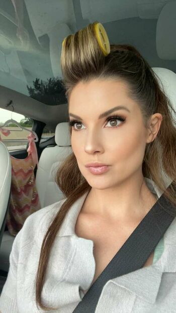Amanda Cerny