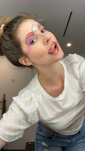 Amanda Cerny