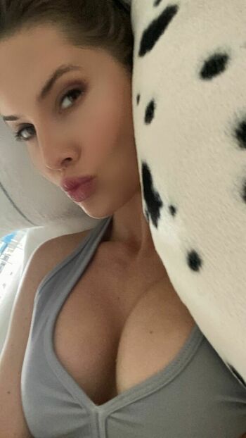 Amanda Cerny