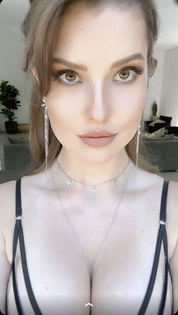 Amanda Cerny