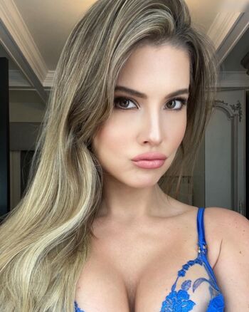 Amanda Cerny