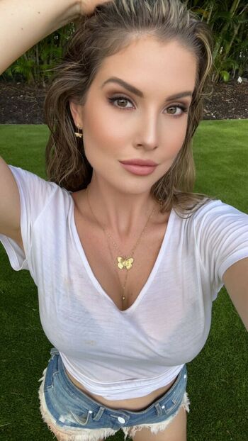Amanda Cerny