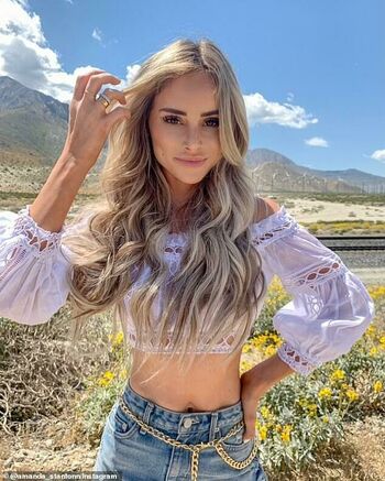 Amanda Stanton
