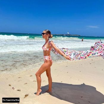 Amandine Petit