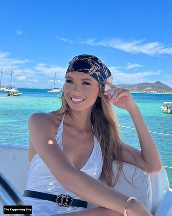 Amandine Petit