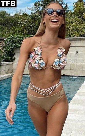 Amandine Petit