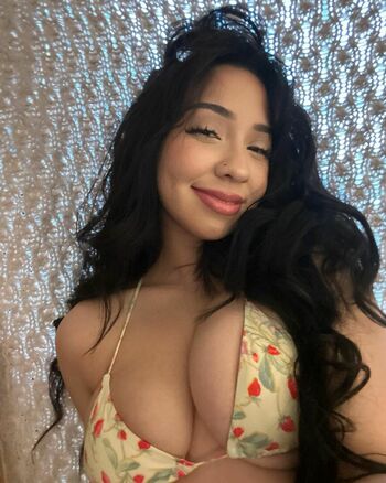 Amateur Latina Lazlye