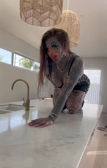 Amber Luke