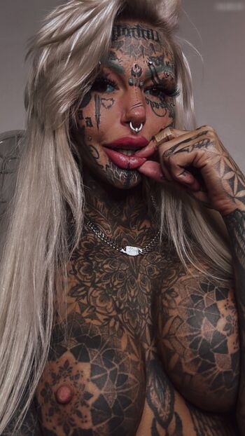 Amber Luke