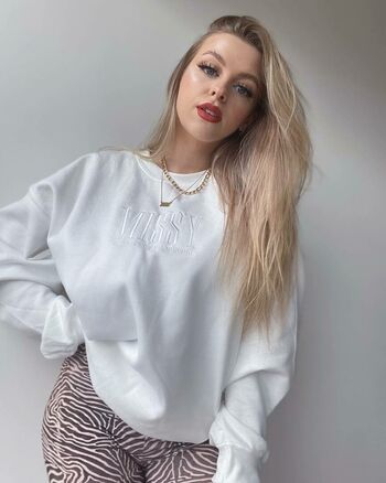 Amber R Brightman