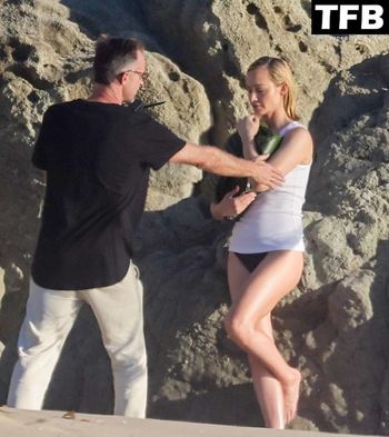 Amber Valletta