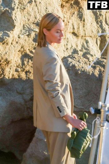 Amber Valletta
