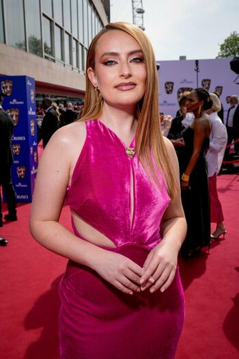 Amelia Dimoldenberg
