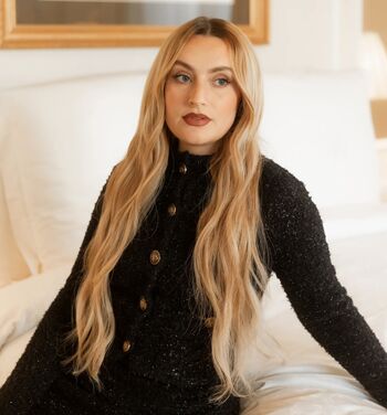 Amelia Dimoldenberg