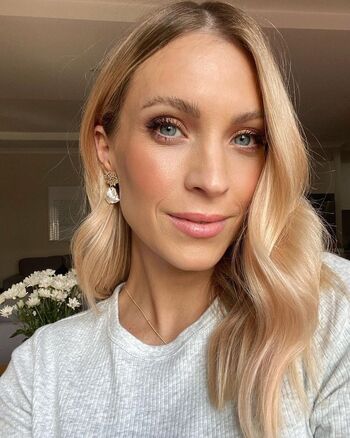 Amelia Webb