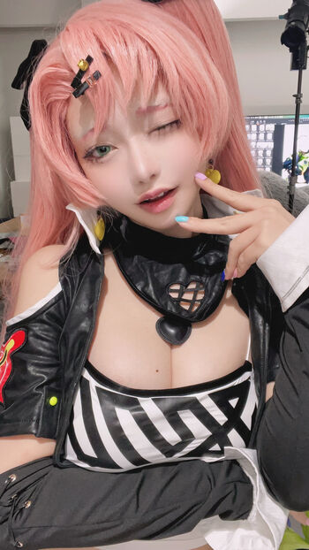 Ami Honami