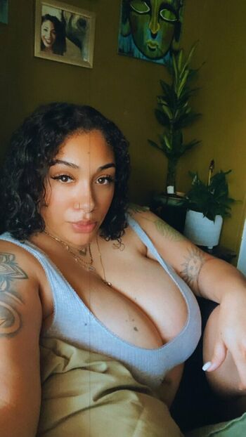 Amina Jamelle