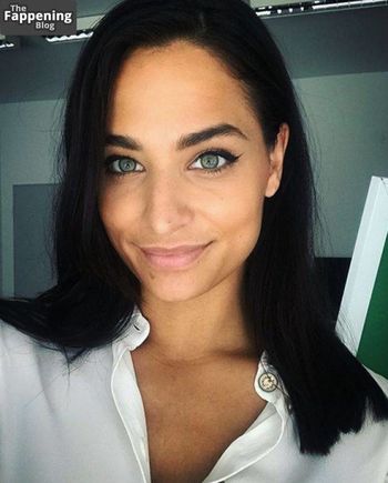 Amira Pocher