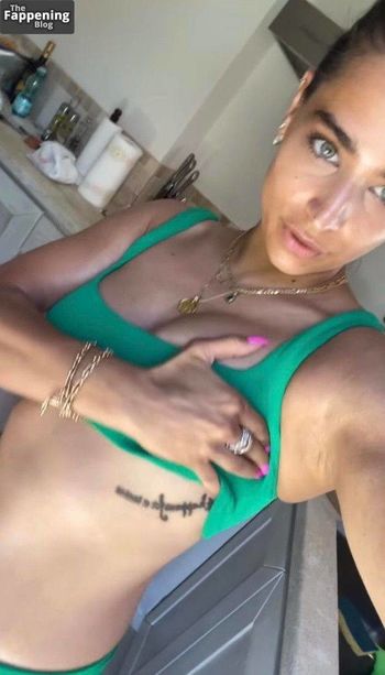 Amira Pocher