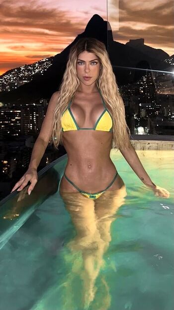 Ana Bruna Avila