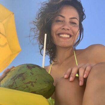 Ana Carolina Dias