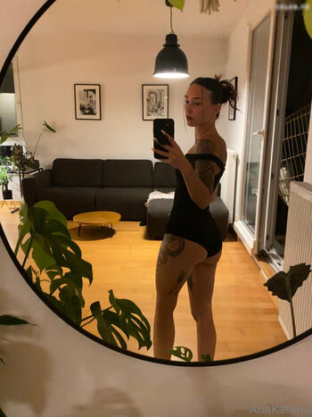 Ana Katana