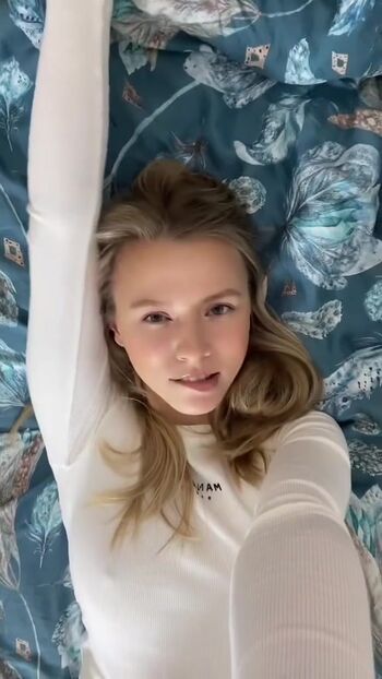 Ana Knoxx
