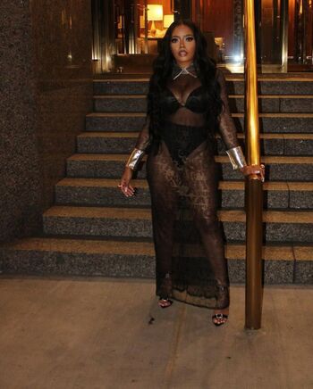Angela Simmons