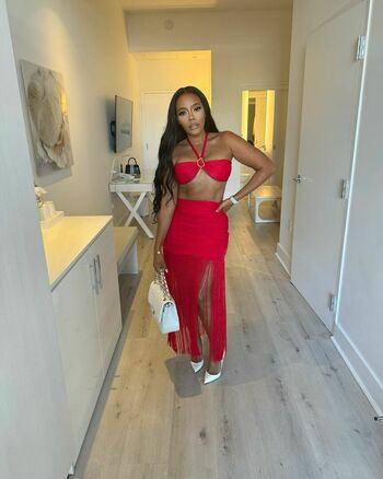 Angela Simmons