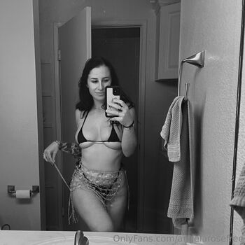 angelarosefree