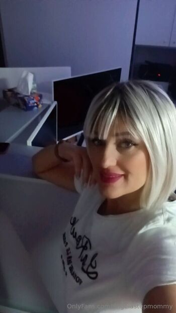 angelastepmommy
