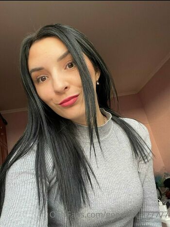 angelina_crystal
