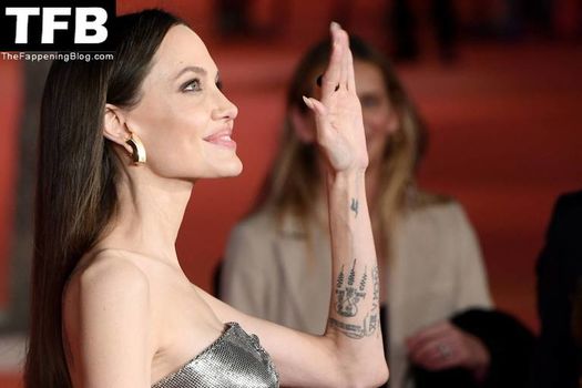 Angelina Jolie