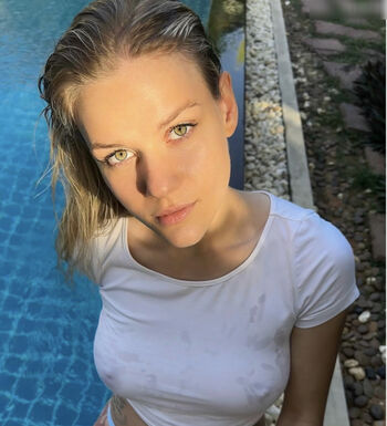 Angelina Mayer